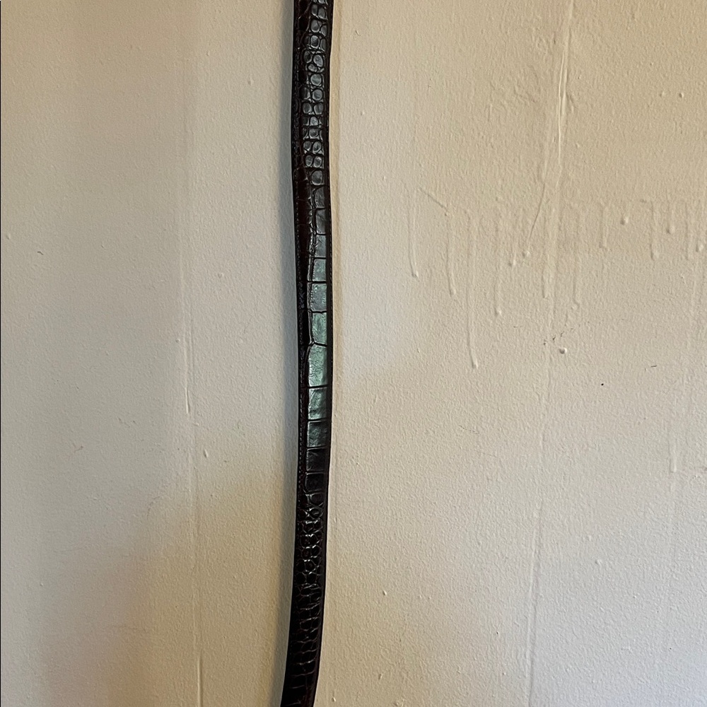 Vintage Bachrach  Dark Brown Croc-Embossed Leather Belt with Gold Buckle - Picture 8 of 9